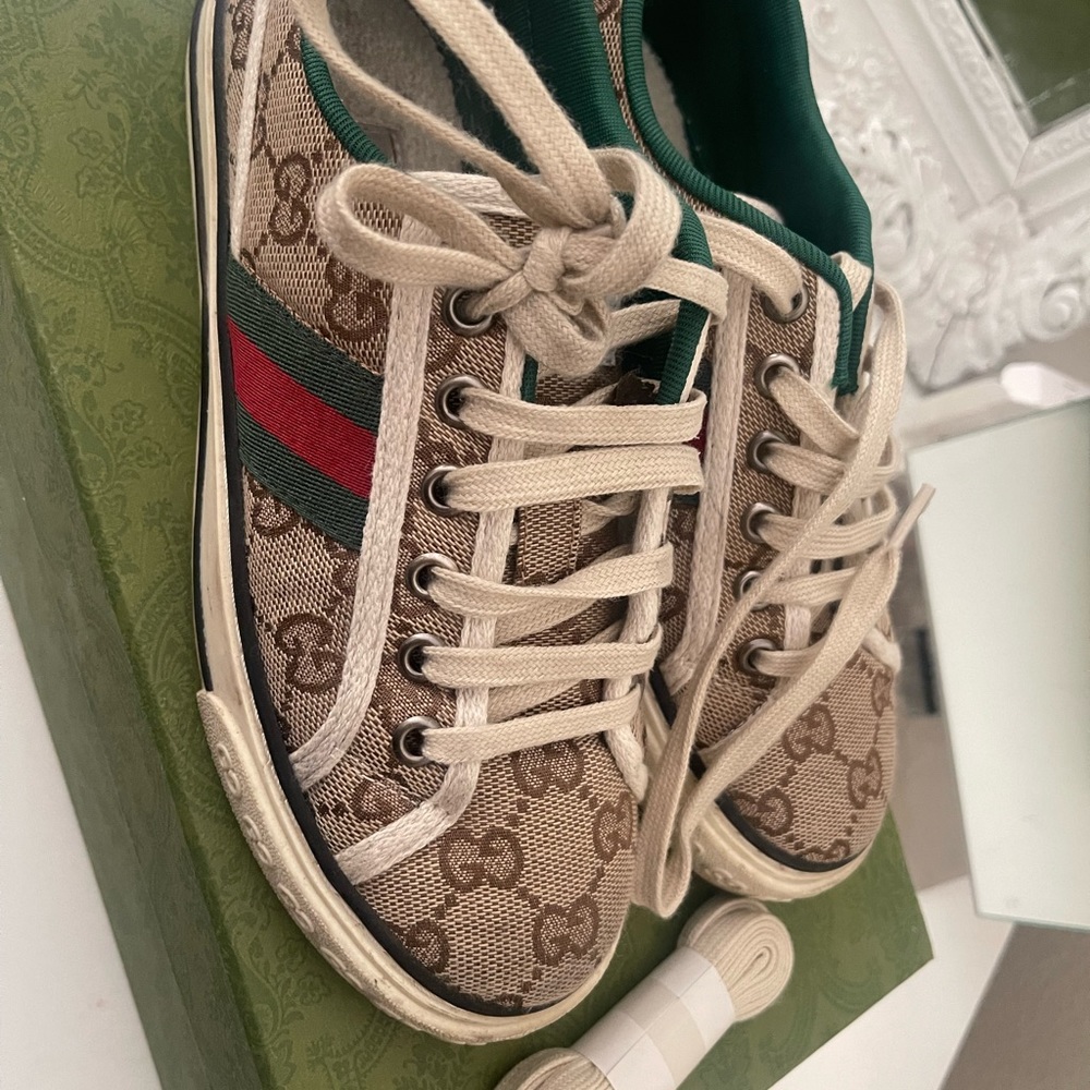 Gucci sneakers,